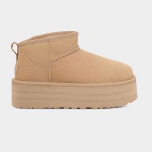 UGG Classic Ultra Mini Platform
Driftwood (W)
